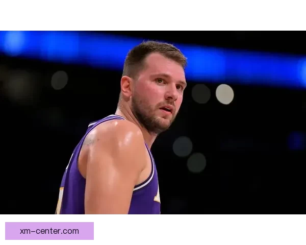 东契奇三节砍40分创湖人单赛季三分新纪录 里夫斯迎个人里程碑